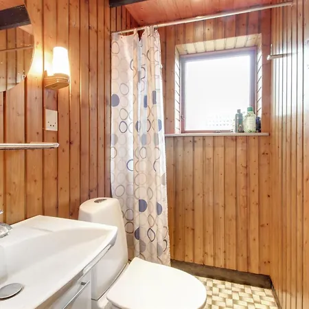 Ilva - 300m To The Fjord By Interhome